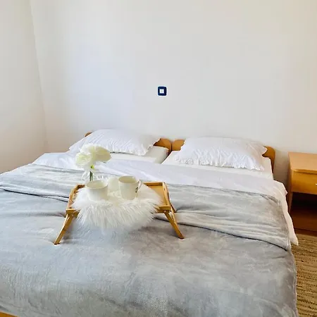 Apartment Krivicic Blue *